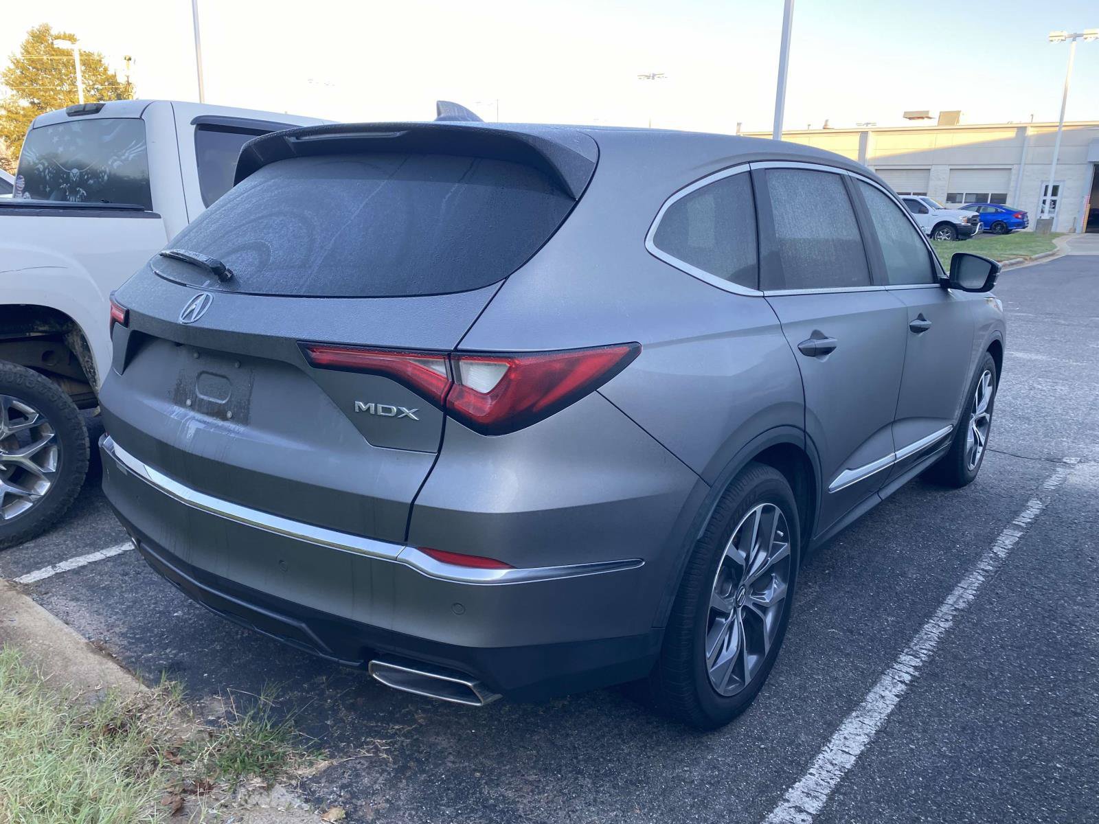 Used 2023 Acura MDX w/ Technology Package FWD image 8