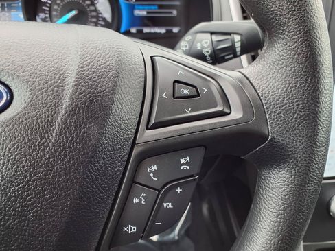 Used 2024 Ford Edge SE AWD/4WD image 11