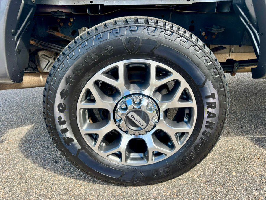 Used 2021 Ford F350 Lariat w/ Lariat Value Package AWD/4WD image 35