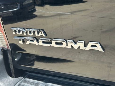 Used 2015 Toyota Tacoma 4x4 Double Cab w/ TRD Sport Package image 12