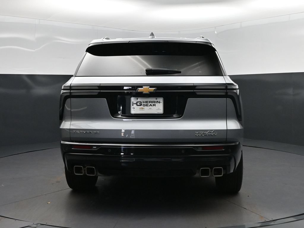 Used 2025 Chevrolet Traverse High Country w/ LPO, Floor Liner Package FWD image 6