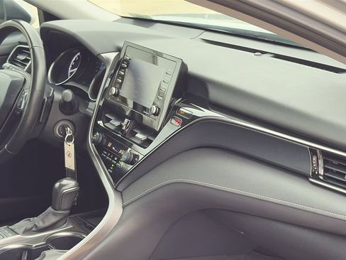 Certified 2024 Toyota Camry SE w/ Cold Weather Package image 31