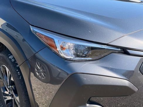 Used 2024 Subaru Crosstrek 2.0i Premium image 8