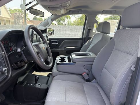 Used 2018 Chevrolet Silverado 1500 W/T AWD/4WD image 14