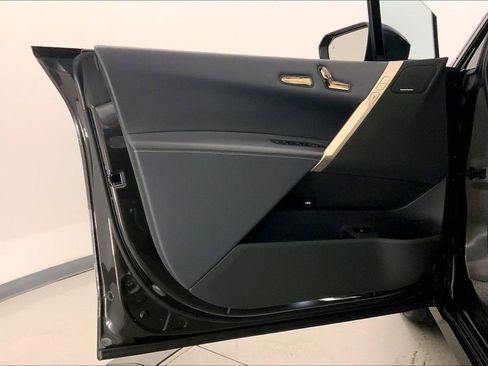 Certified 2024 BMW iX xDrive50 w/ Premium Package image 24