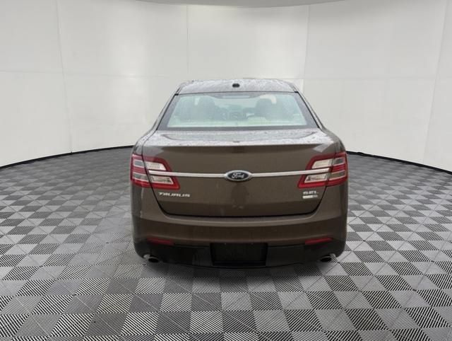 Used 2015 Ford Taurus SEL w/ Equipment Group 201A AWD/4WD image 9