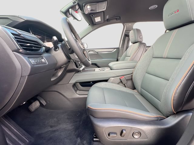 New 2026 GMC Acadia AT4 w/ Luxury Package AWD/4WD image 15