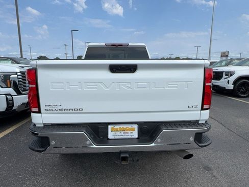 Certified 2024 Chevrolet Silverado 2500 LTZ w/ LTZ Convenience Package AWD/4WD image 4