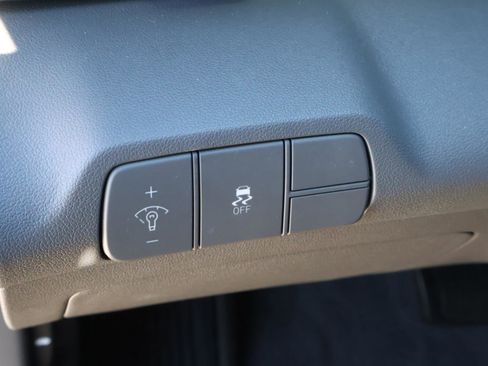 Used 2024 Hyundai Elantra SEL w/ Convenience Package image 22