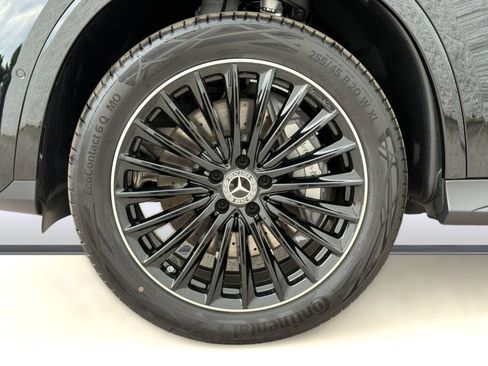 Used 2026 Mercedes-Benz GLC 300 4MATIC image 13