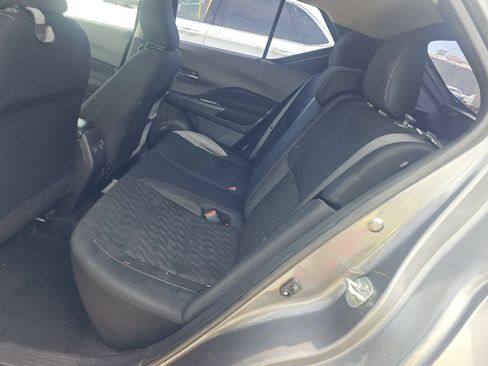 Used 2022 Nissan Kicks SV FWD image 6