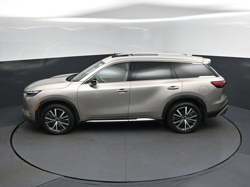 Certified 2023 INFINITI QX60 Sensory w/ Cargo Package AWD/4WD image 33