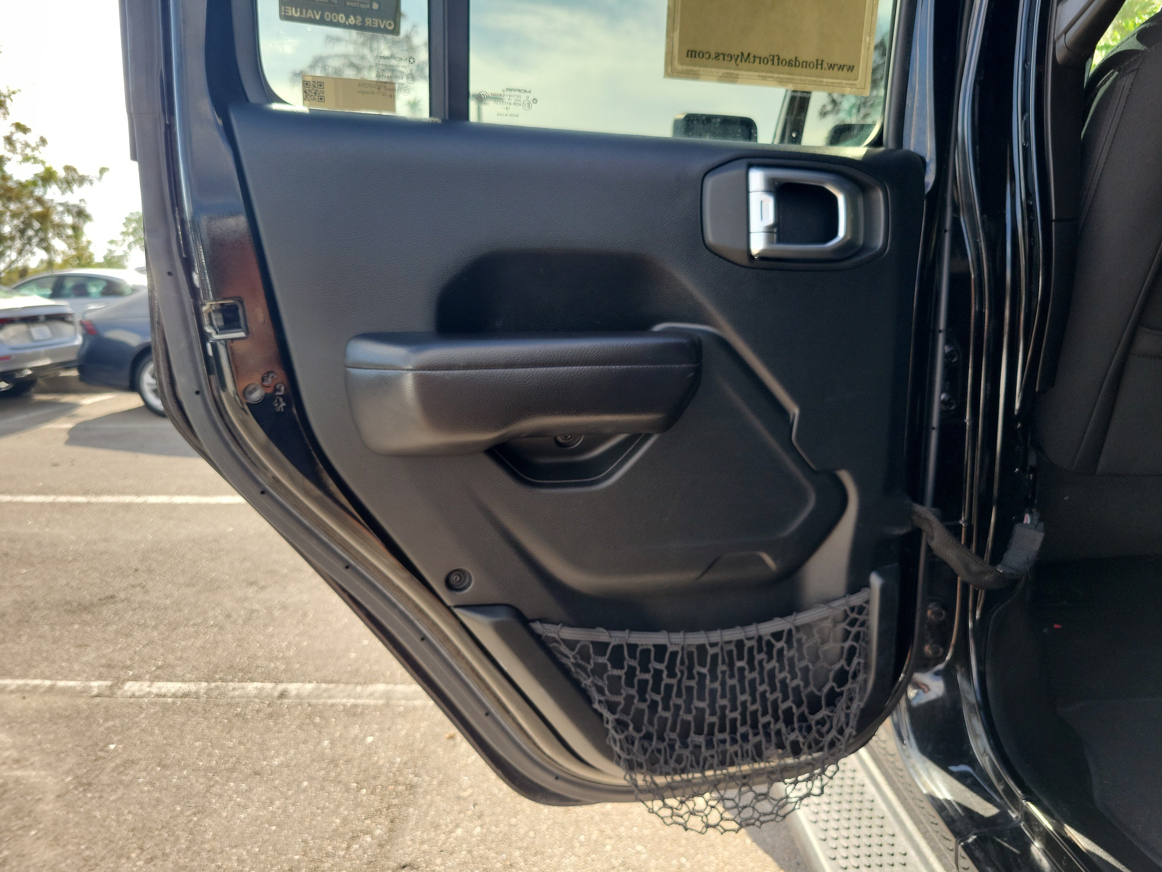Used 2019 Jeep Wrangler Unlimited Sport S AWD/4WD image 12