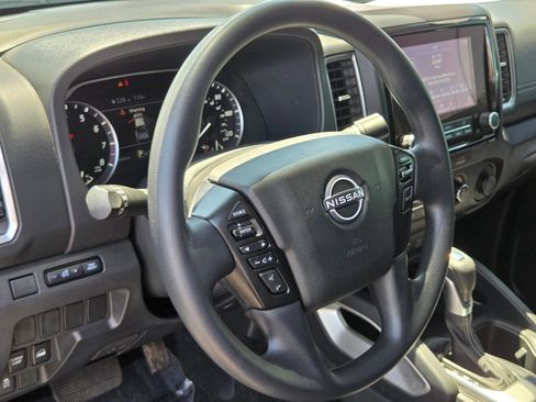 Used 2023 Nissan Frontier SV w/ Tow Package AWD/4WD image 18