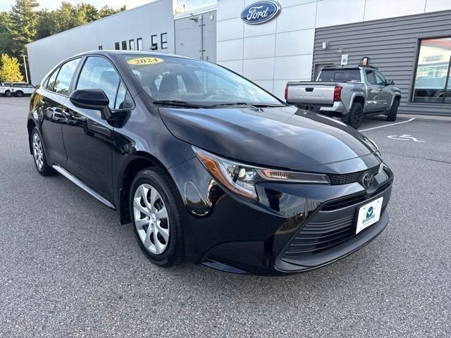Used 2024 Toyota Corolla LE FWD image 7
