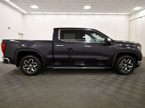 Used 2023 GMC Sierra 1500 SLT w/ SLT Premium Plus Package AWD/4WD image 9