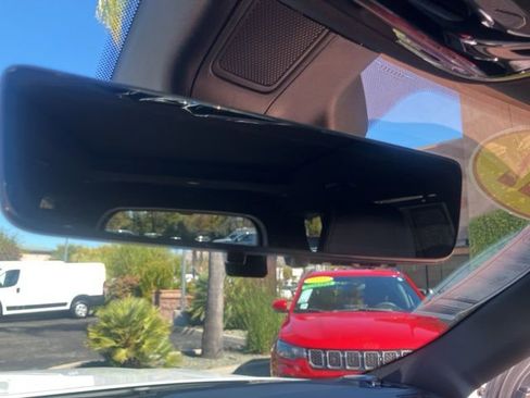 Used 2022 Jeep Grand Cherokee L Overland w/ Luxury Tech Group IV image 20