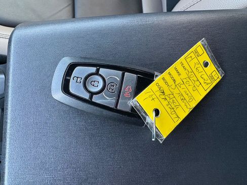 Used 2023 Ford Bronco Wildtrak AWD/4WD image 36