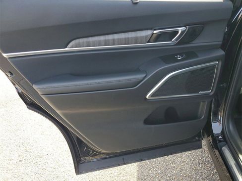 Used 2024 Kia Telluride SX image 25