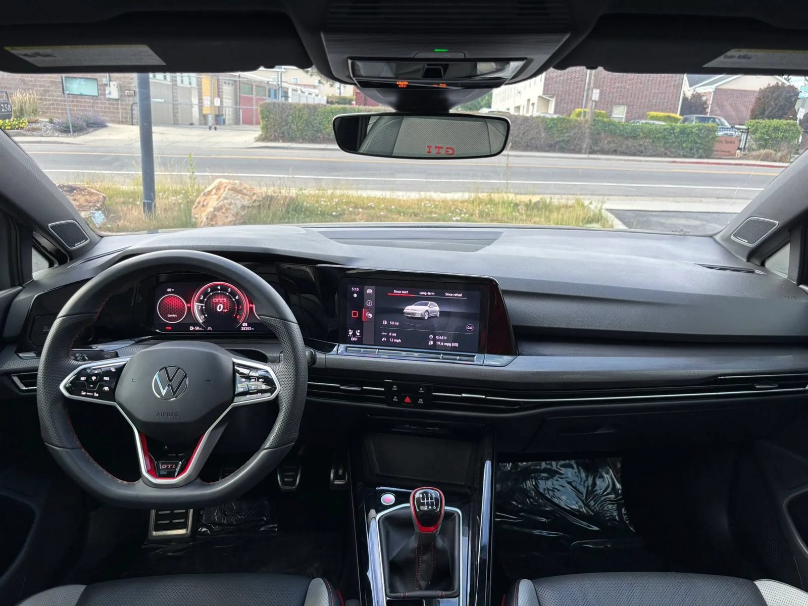Used 2024 Volkswagen GTI SE FWD image 11