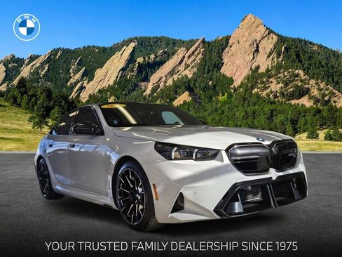 Used 2025 BMW M5 w/ Carbon Package AWD/4WD image 1
