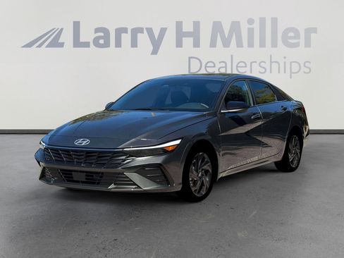 New 2026 Hyundai Elantra SEL Sport Premium FWD image 1