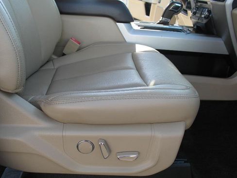 Used 2018 Ford F150 Lariat AWD/4WD image 21
