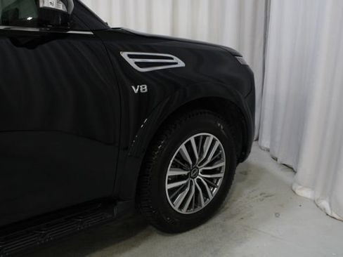Used 2021 Nissan Armada SL w/ Captain's Chairs Package AWD/4WD image 32
