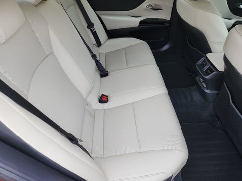 Certified 2025 Lexus ES 350 w/ Premium Package FWD image 31