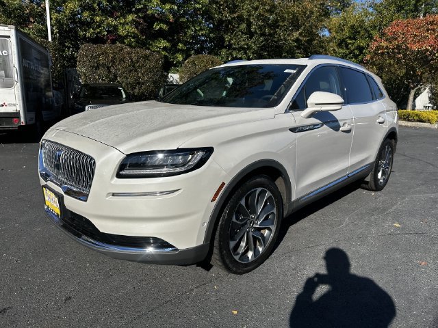 Certified 2023 Lincoln Nautilus Reserve w/ Equipment Group 201A AWD/4WD image 9
