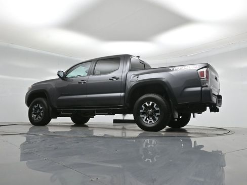Used 2020 Toyota Tacoma TRD Off-Road w/ Technology Package image 48