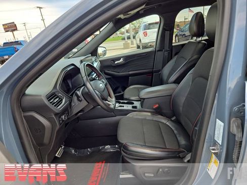 Used 2023 Ford Escape ST-Line Select w/ Tech Pack #1 AWD/4WD image 16