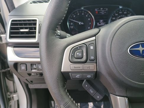 Used 2017 Subaru Forester 2.5i Touring AWD/4WD image 22