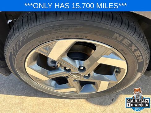 Used 2024 Hyundai Venue SEL FWD image 33