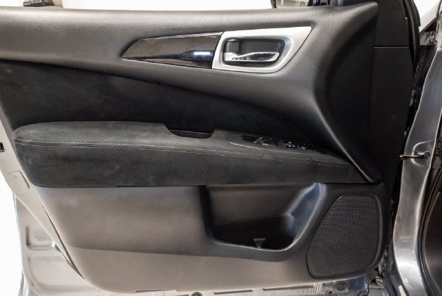 Used 2015 Nissan Pathfinder S FWD image 8