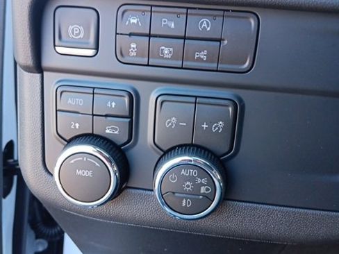 New 2026 Chevrolet Tahoe High Country image 15