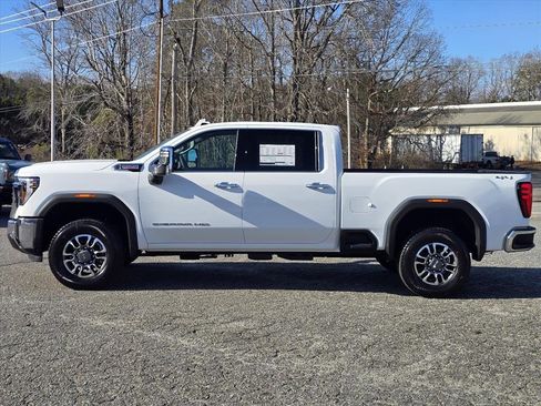 New 2026 GMC Sierra 2500 SLT w/ SLT Convenience Package image 18