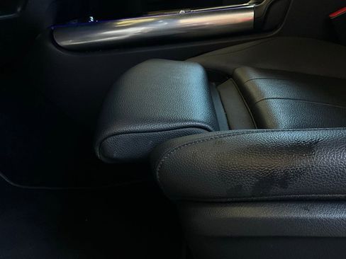 Used 2025 Mercedes-Benz GLA 250 image 12