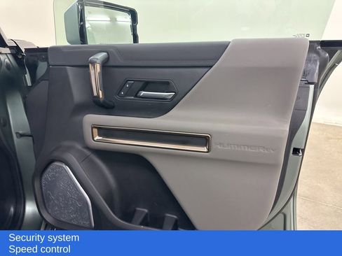 Used 2024 GMC Hummer EV 3X w/ LPO, Cargo Utility Package image 19