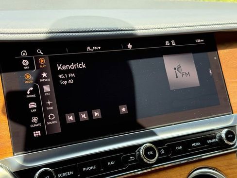 Used 2023 Bentley Continental GT V8 image 20