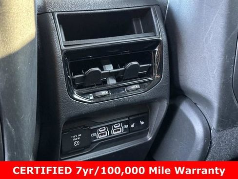 Used 2023 Jeep Grand Cherokee Limited image 15