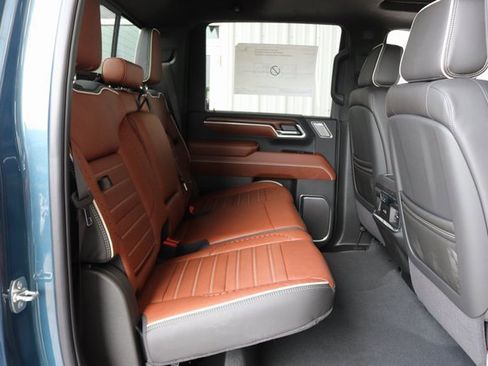 New 2025 GMC Sierra 2500 Denali Ultimate image 19