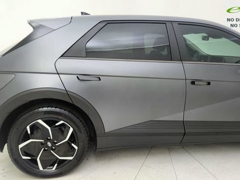 Used 2023 Hyundai Ioniq 5 SEL w/ Cargo Package AWD/4WD image 7