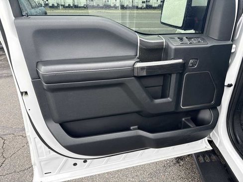 Used 2018 Ford F150 Raptor w/ Equipment Group 802A Luxury AWD/4WD image 11