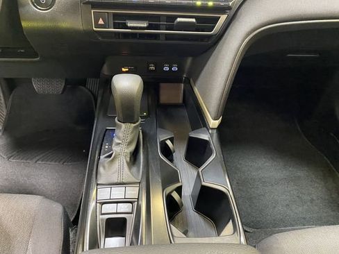 Used 2025 Toyota Camry LE FWD image 44
