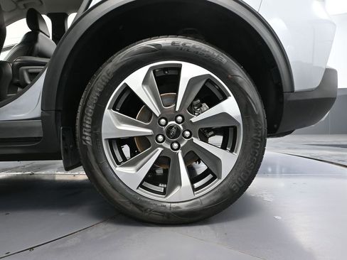 Used 2024 Ford Escape Platinum AWD/4WD image 13