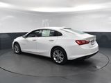 Used 2017 Chevrolet Malibu Premier image 3