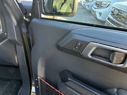 New 2025 Ford Bronco Raptor image 33