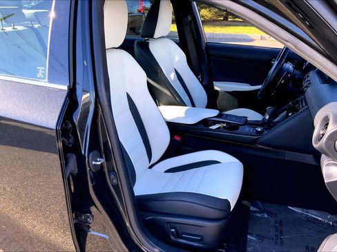 Certified 2023 Lexus IS 350 F Sport image 8