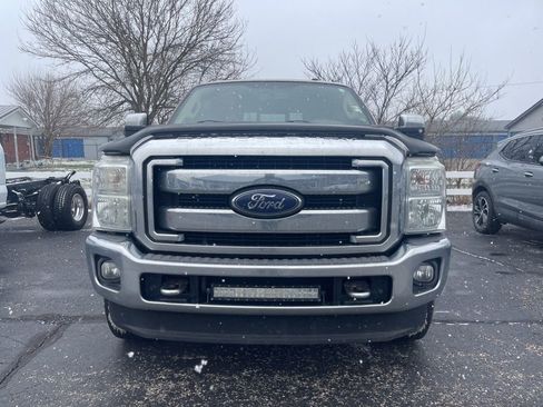 Used 2014 Ford F250 Lariat w/ Chrome Package image 8